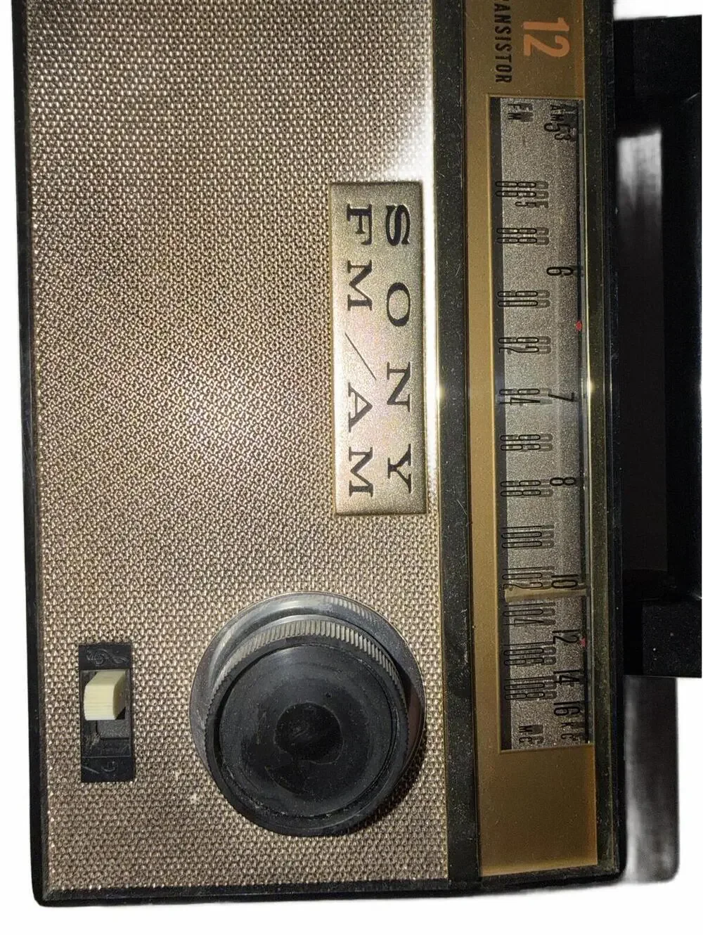 Vintage Sony 12 Transistor FM/AM Radio Untested For Parts